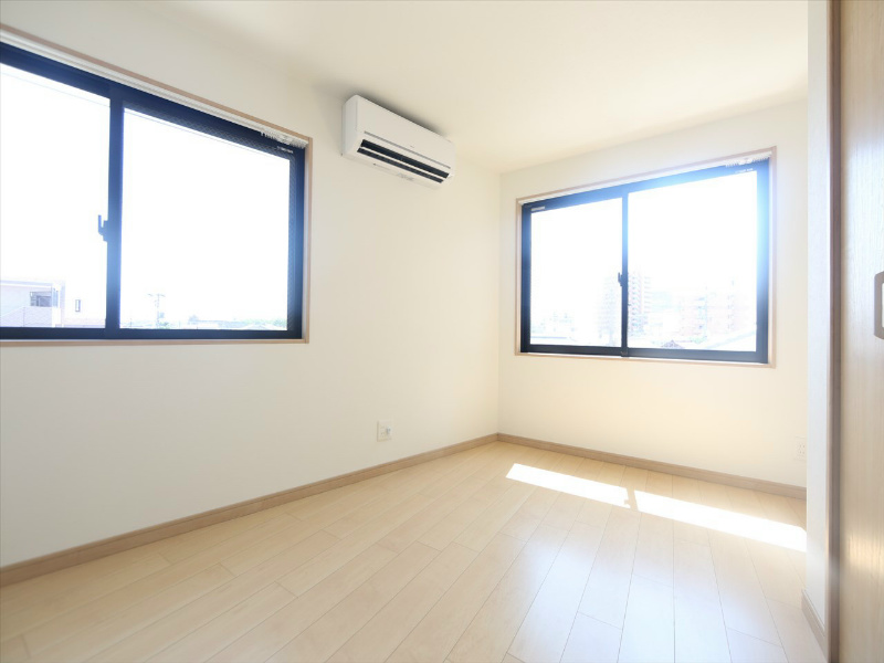 crossR名駅（クロスアール名駅） 洋室6.0帖角部屋全部屋窓有り