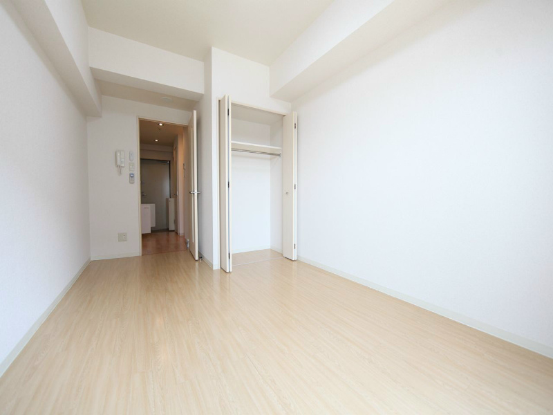 ステージア黄金 洋室7.9帖　クローゼット（収納充実してます）