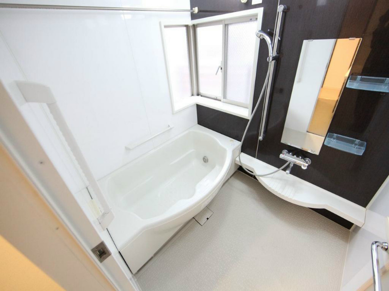 グランカーサ上前津 追い焚き　浴室暖房乾燥機　24時間換気機能　窓付（換気良好）