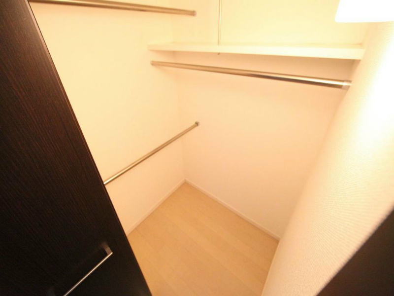 グランカーサ上前津 ウォークインクローゼット付（収納充実してます）