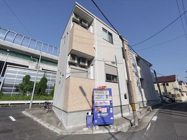 外観　オートロックTVモニターホン完備