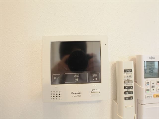ヴィータ+N TVモニター付インターホン完備