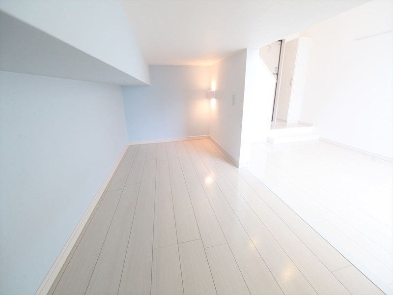 ＣＡＳＡ　ＬＡＲＧＯ（カーサラルゴ） アンダーロフト5帖（収納としても寝室としても使えます）