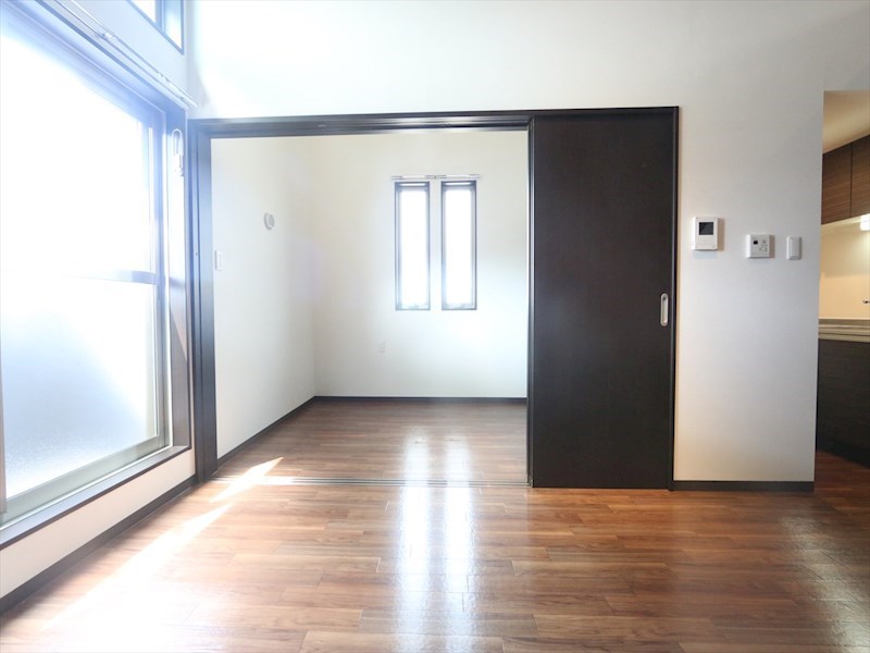 Ａｍｐｉｏ庄内通伍番館 ＬＤＫ9帖　洋室4帖　ロフト9帖　同型写真
