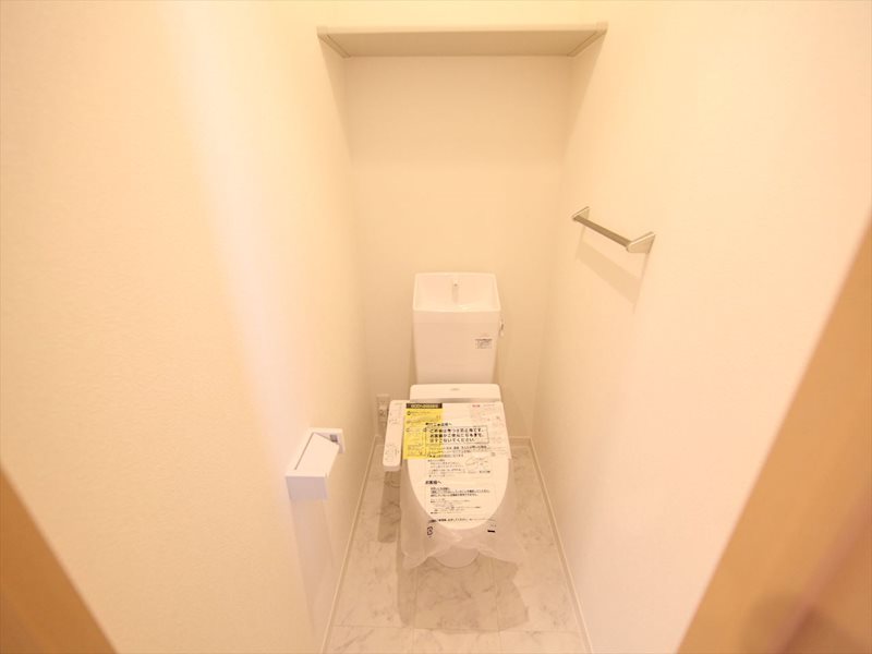 ＳｈａＭａｉｓｏｎ千種（シャーメゾン千種） 温水洗浄暖房便座付トイレ
