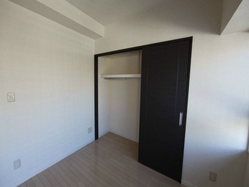 セントレイクセレブ徳川 クローゼット付（収納充実してます）