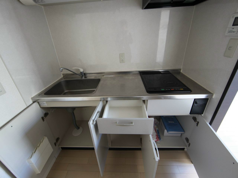 セントレイクセレブ徳川 システムキッチン（ＩＨ2口）冷蔵庫・レンジ等ご用意できます