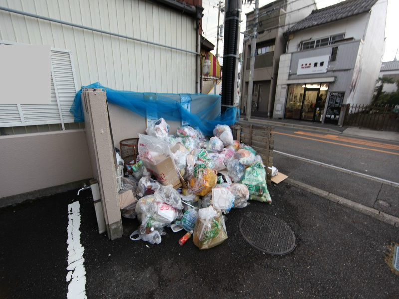 ラ・ポート八熊苑 敷地内ゴミ置き場