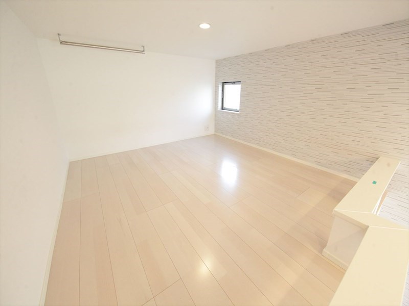 ハーモニーテラス城木町II ロフト4.9帖（収納にも寝室にも使えます）