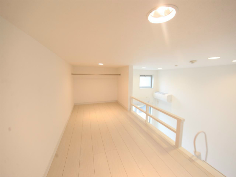 ヒルズ古出来 ロフト5.1帖（収納としても寝室としても使えます）