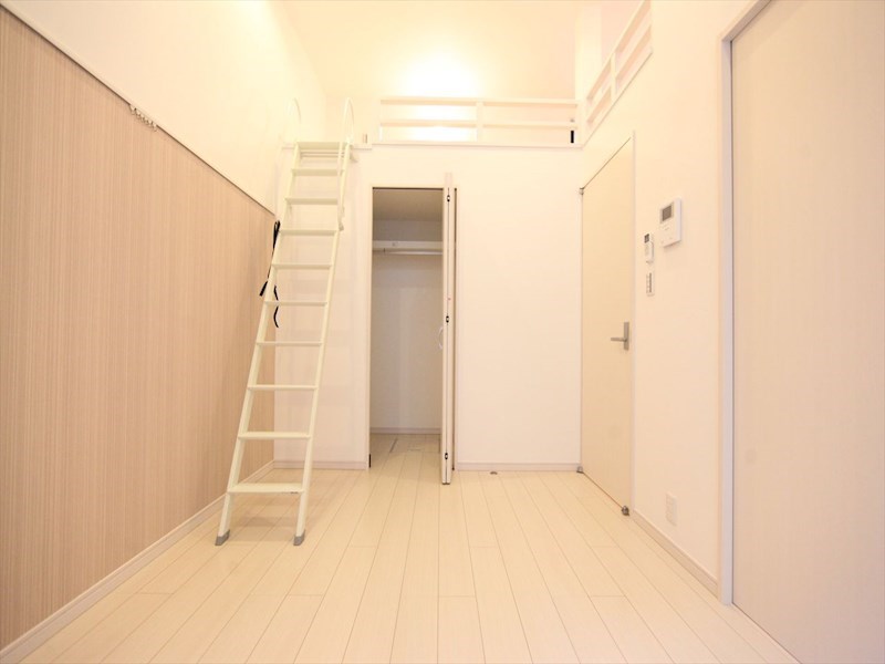 プレリュード左京山 洋室5.2帖　ロフト6帖（収納にも寝室にも使用できます）