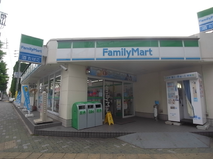 サニーグランド岩塚 ファミリーマート 岩塚駅前店