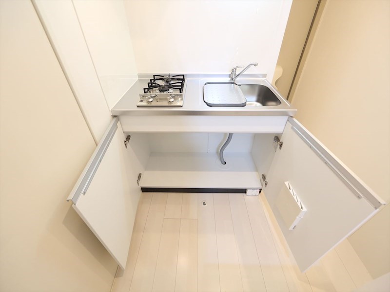 カーサルーチェＷ システムキッチン（ガス2口）冷蔵庫・レンジ等ご等用意できます