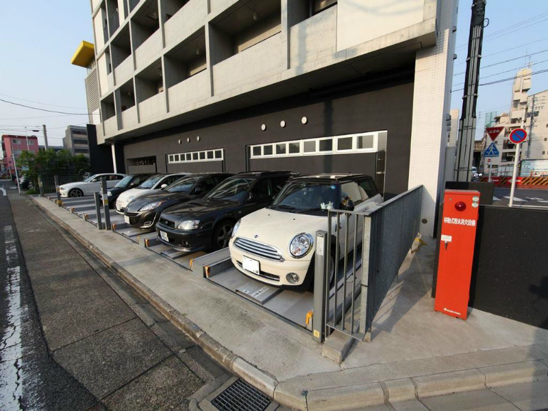 Ｓ－ＦＯＲＴ六番町（エスフォート六番町） 敷地内駐車場