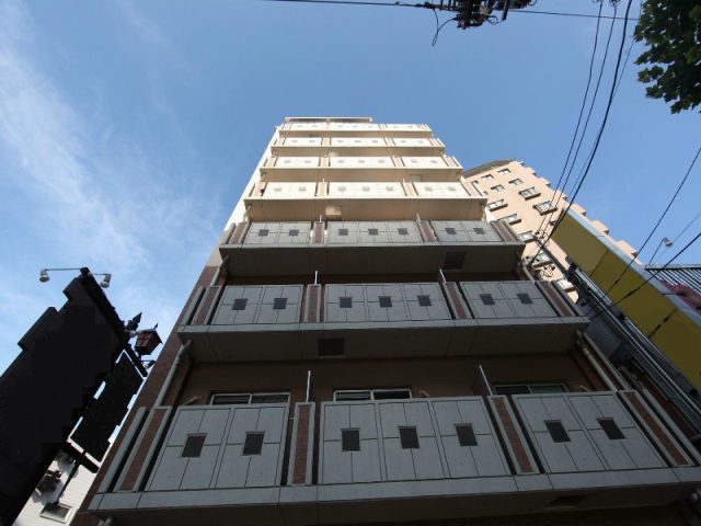 Acty白鳥(アクティ白鳥)マンションタイプでは珍しいルーフバルコニー付