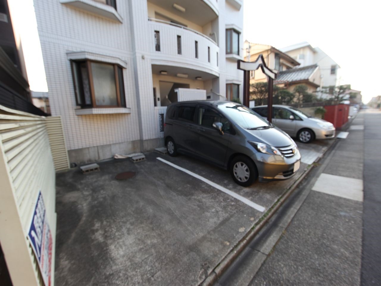 フジハイツ 敷地内駐車場　空きはご確認ください