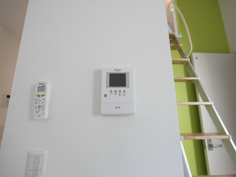 イーストクレッセント ＴＶモニター付インターホン