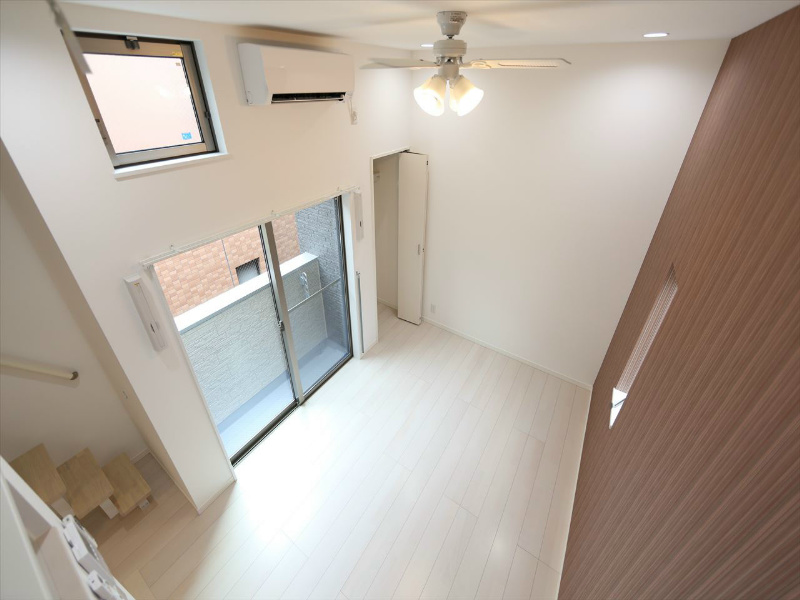 ＥＳＰＡＣＩＯ今池（エスパシオ今池） 洋室6.5帖　上階ロフト6.5帖（収納でも部屋でも使えます）