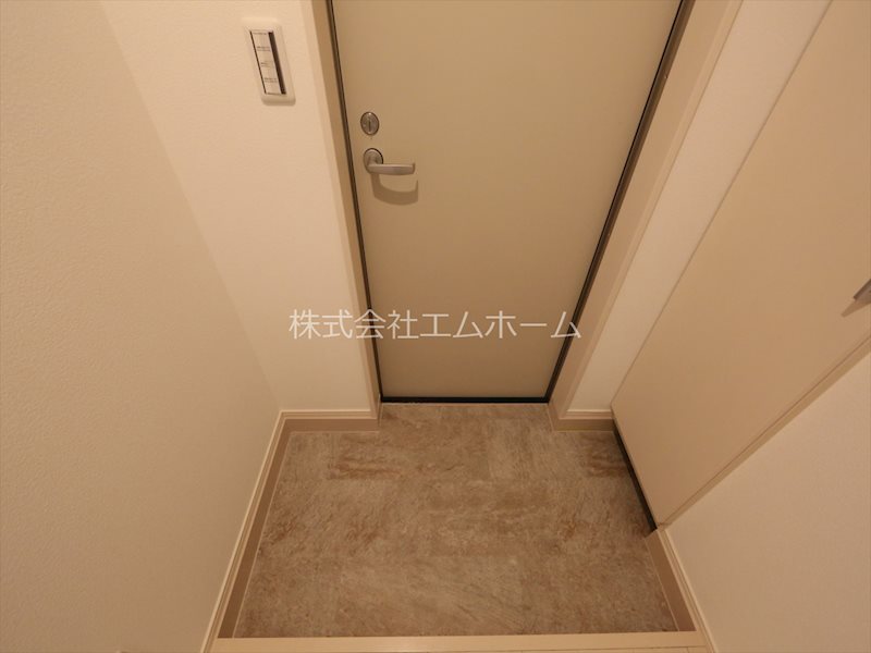ｒｅｇａｌｅｓｔ　Ｓ（レガリストエス） 玄関　シューズボックス付（収納充実してます）