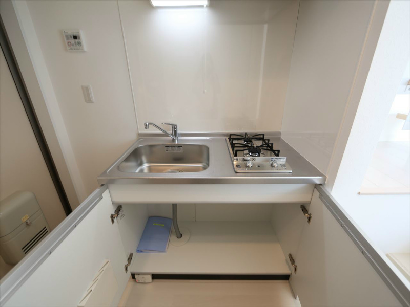 メゾン・フランク システムキッチン（ガス2口）冷蔵庫・レンジ等ご用意できます