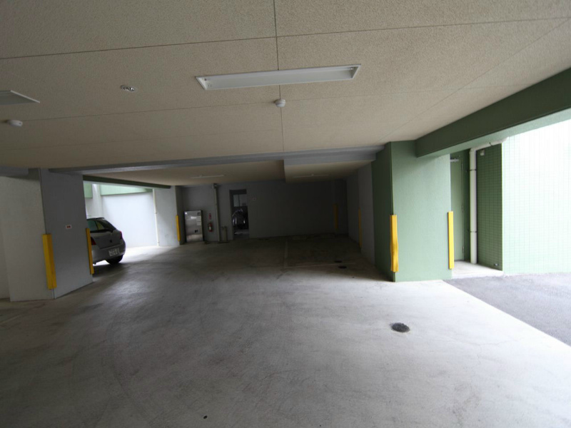 ＡＨマンション泉 敷地内駐車場空きはご確認下さい