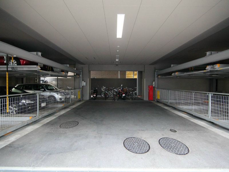 白川公園パークマンション 敷地内駐車場　駐輪場付