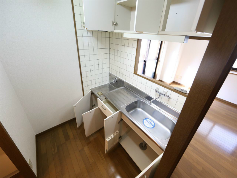 クオン千原 カウンター付キッチン（ガス2口コンロ設置できます）