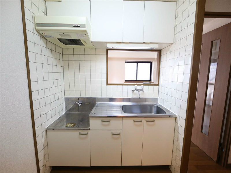 クオン千原 カウンター付キッチン（ガス2口コンロ設置できます）