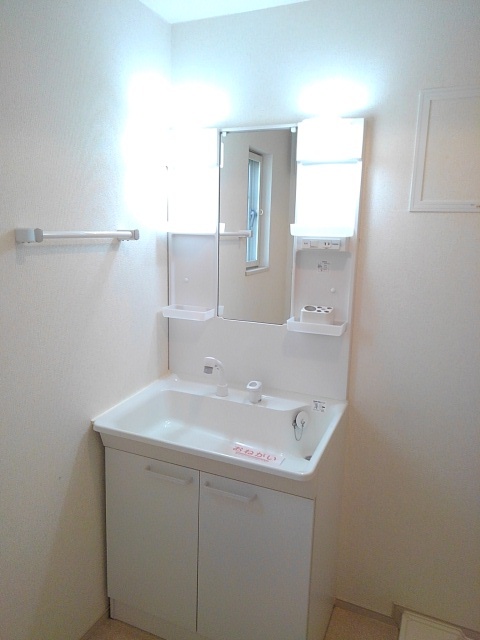 ジェルメ元八事 洗面所