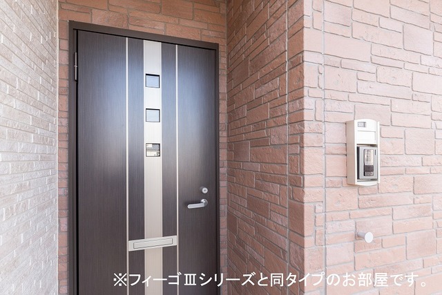 カーサ　ファボーレ エントランス