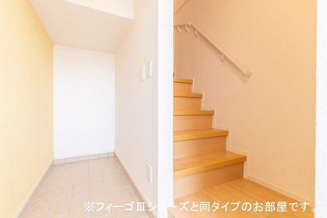 カーサ　ファボーレ 玄関