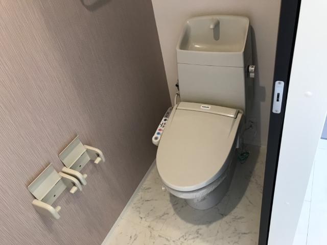 モントブレチア シャワー付トイレ