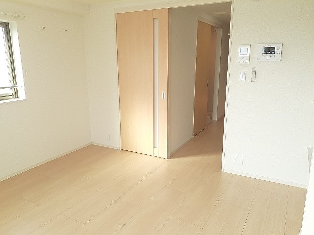 グレースヒルズ金山 リビング