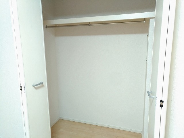 Ｍｏｄｅｓｓａ　Ｇｏｓａｉｂｉ 収納