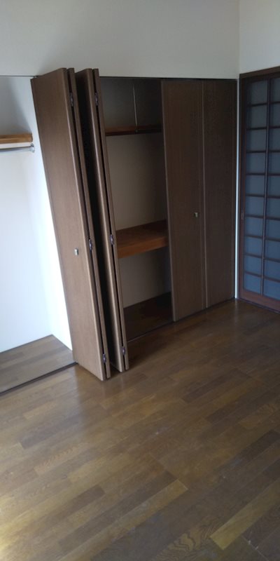 シティコーポ新開 玄関