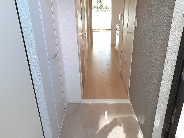 グレースヒルズ金山 玄関