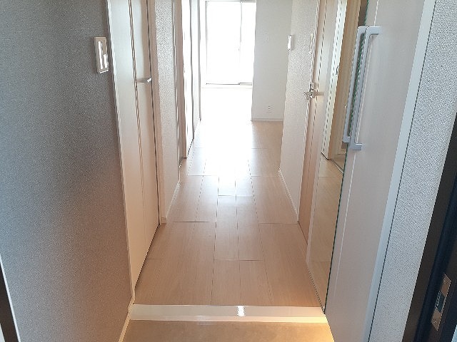 グレースヒルズ金山 玄関