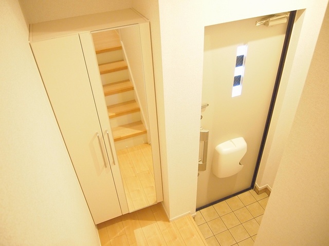 ラフレシール・ホープ 玄関