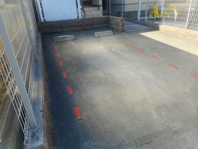 エムズステージⅡ 駐車場