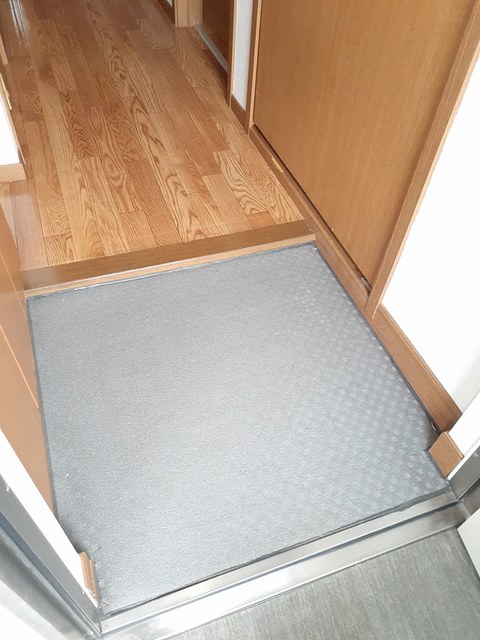 セゾン　丸ノ内 玄関