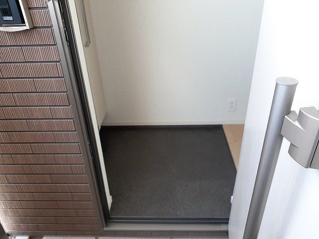 コンフォート・テラス 玄関