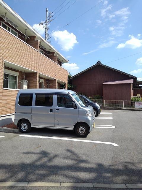 アクティー平針 駐車場