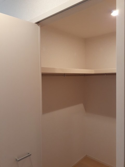 サザンクロス　Ｓ 収納