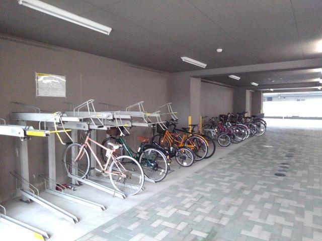 クラウザン徳川 その他