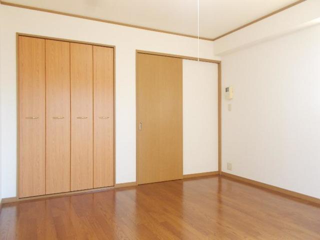 アイナ その他