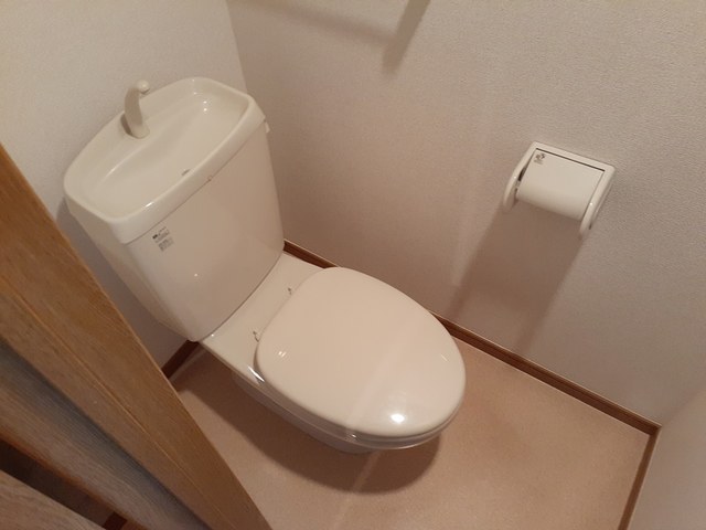 アイナ トイレ