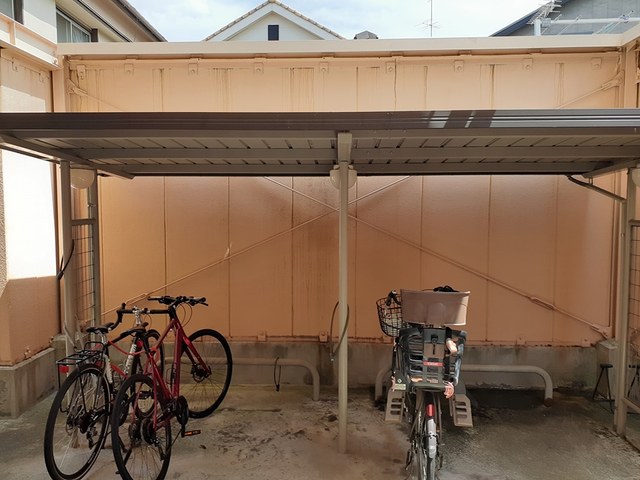 アイナ その他