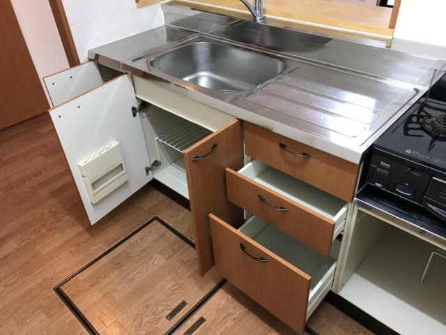 ルミナスハイム キッチン下部収納