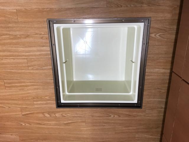 アンフィニ 床下収納