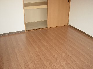 グランベールＣ 洋室